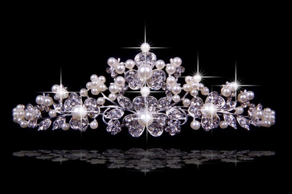 Nice Czech Rhinestones Flower Pearls Wedding Headpieces