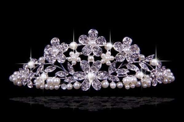 Nice Czech Rhinestones Flowers Pearls Wedding Headpieces