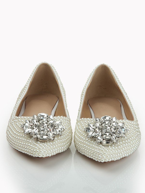 Women's Patent Leather Closed Toe Flat Heel With Pearl Rhinestone Flat Shoes