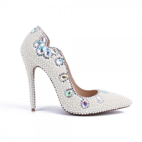 Women's Stiletto Heel Patent Leather Closed Toe With Pearl White Wedding Shoes
