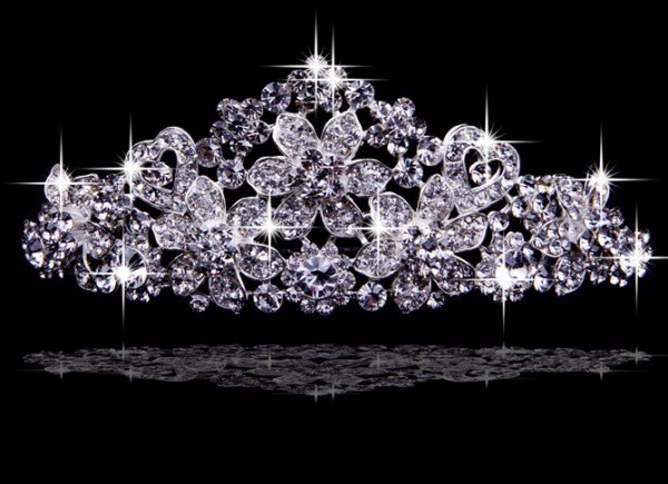 Very Brilliant Alloy With Czech Rhinestones Wedding Headpieces