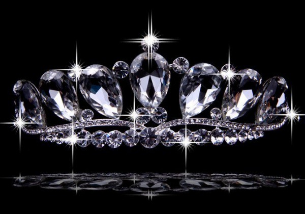 Very Graceful Alloy With Czech Rhinestones Wedding Headpieces