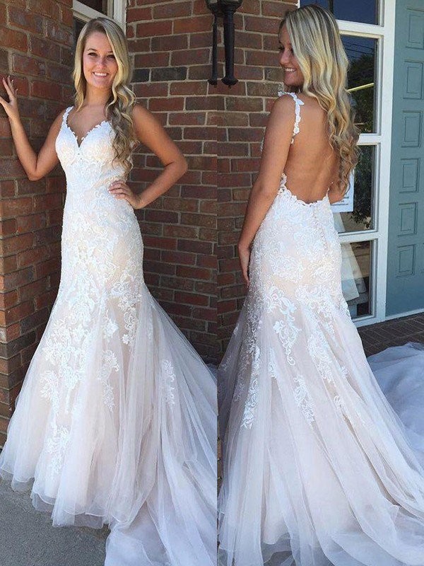 Trumpet/Mermaid V-neck Sleeveless Sweep/Brush Train Applique Tulle Wedding Dresses
