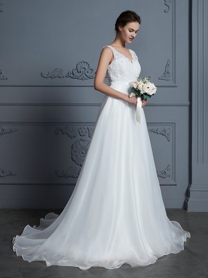 A-Line/Princess V-neck Sleeveless Floor-Length Lace Chiffon Wedding Dresses