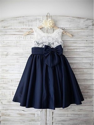 A-line/Princess Straps Sleeveless Bowknot Tea-Length Taffeta Flower Girl Dresses