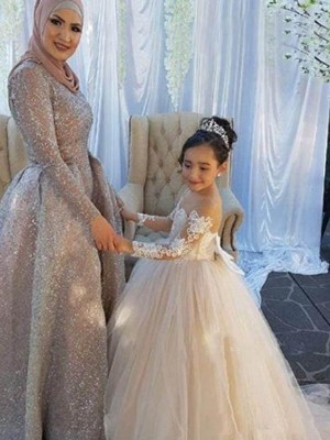 Ball Gown Long Sleeves Off-the-Shoulder Sweep/Brush Train Applique Tulle Flower Girl Dresses
