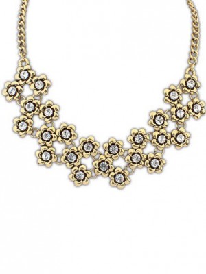 Occident Stylish Retro Metallic Plum flower Hot Sale Necklace
