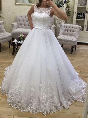 Ball Gown Tulle Applique Scoop Sleeveless Court Train Wedding Dresses