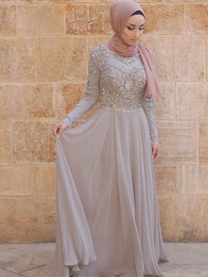 A-Line/Princess Long Sleeves Scoop Sweep/Brush Train Crystal Tulle Muslim Dresses