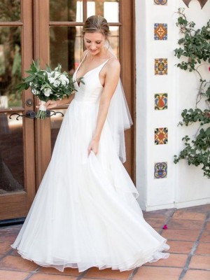 A-Line/Princess V-neck Sleeveless Sweep/Brush Train Ruffles Tulle Wedding Dresses