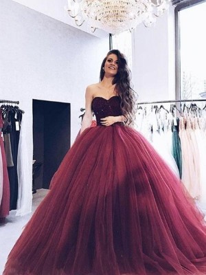 Ball Gown Sweetheart Sleeveless Sweep/Brush Train Beading Tulle Dresses