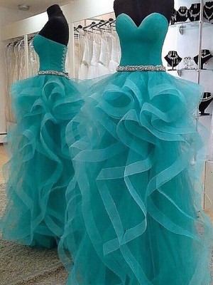 Ball Gown Sleeveless Sweetheart Beading Floor-Length Tulle Dresses