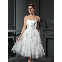 A-Line/Princess Sweetheart Ruched Sleeveless Short Satin Wedding Dresses
